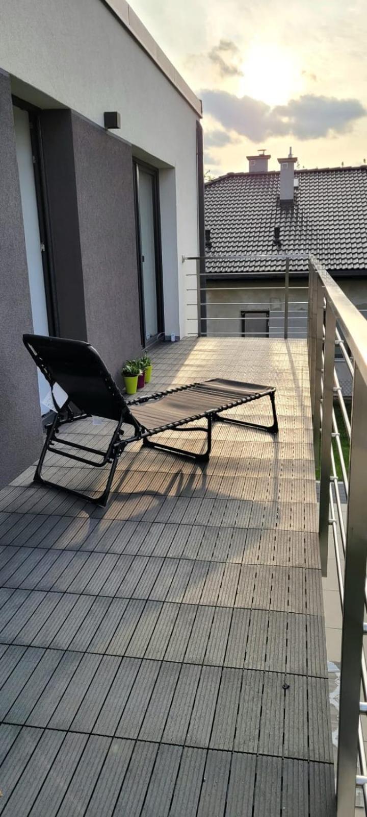 Bast 17 Dom Duzy Parking , Mandoria , Ptak , 2 Sypialnie Lub 1 Sypialnia, Taras , Autostrada A1, Kalinowskiego 17E Wifi Łódź Buitenkant foto